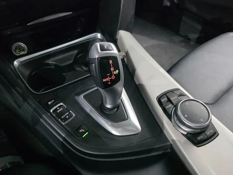 BMW 320 d-MSport - САМО 30% АВАНС, снимка 17 - Автомобили и джипове - 55706167