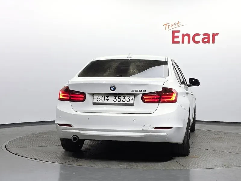 BMW 320 d-MSport - САМО 30% АВАНС, снимка 8 - Автомобили и джипове - 55706167