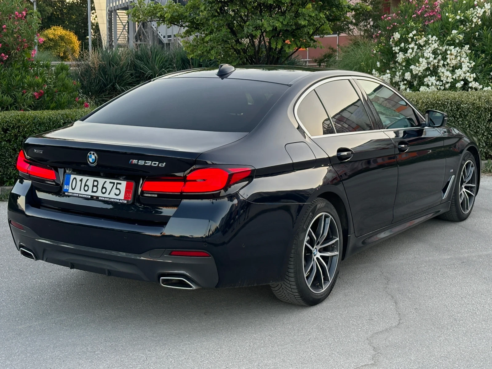 BMW 530 d xDrive FULL M-Sport Luxury Edition ПЪЛНА ИСТОРИЯ - изображение 4