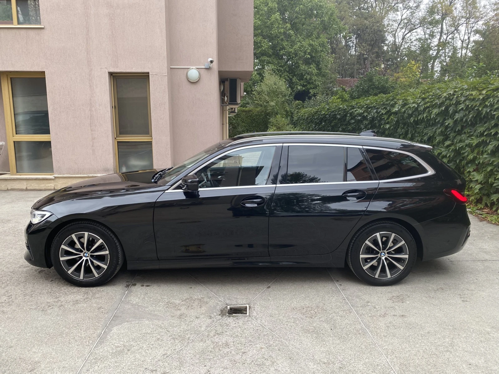 BMW 320 xDrive/MHEV/190кс/Business/Laser/Distronic/Head-Up - изображение 6