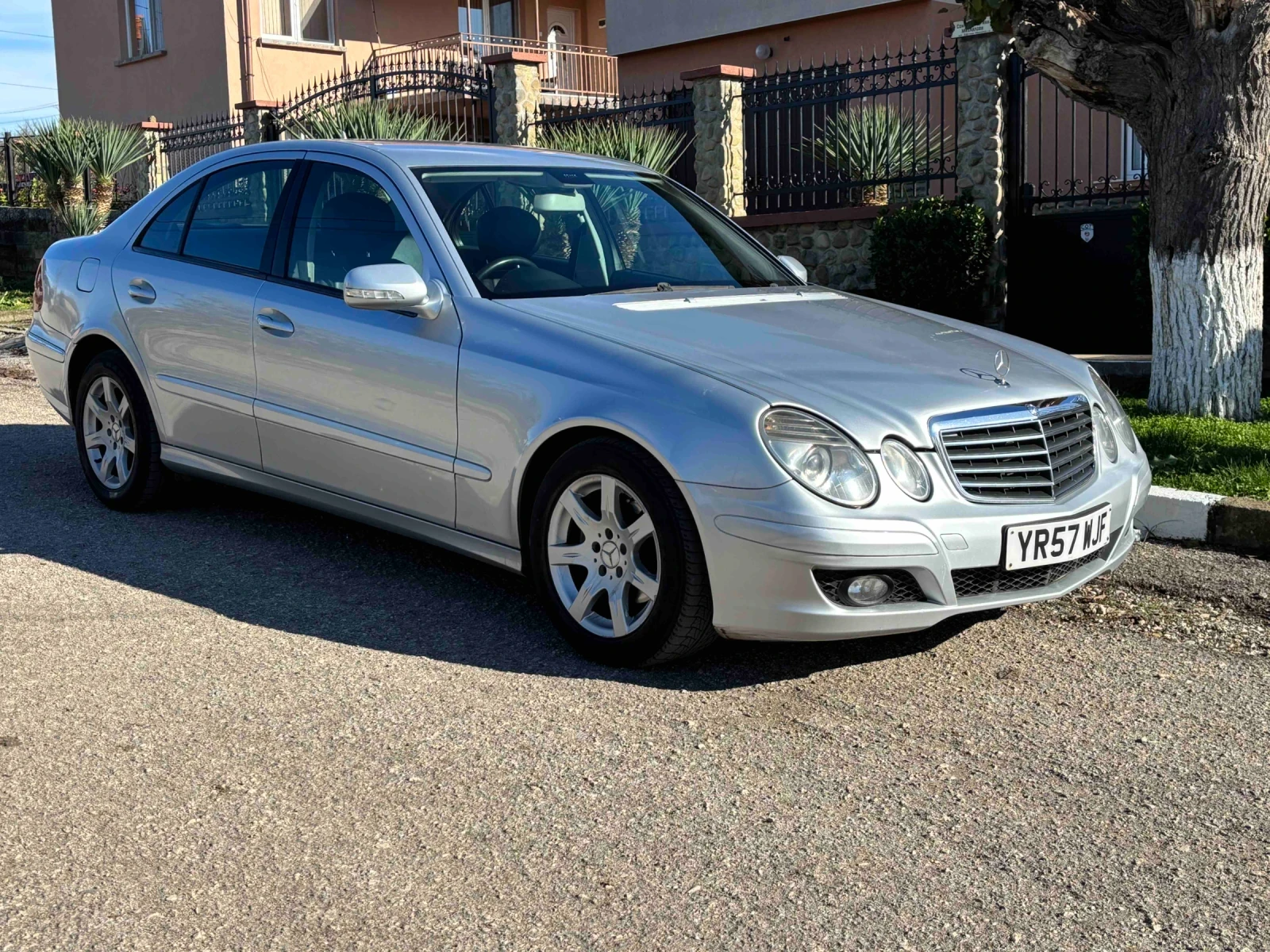 Mercedes-Benz E 220 | Mobile.bg   1