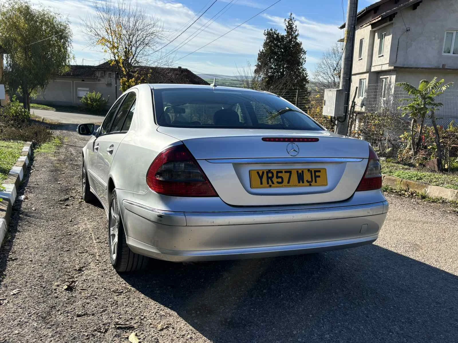 Mercedes-Benz E 220 | Mobile.bg   4