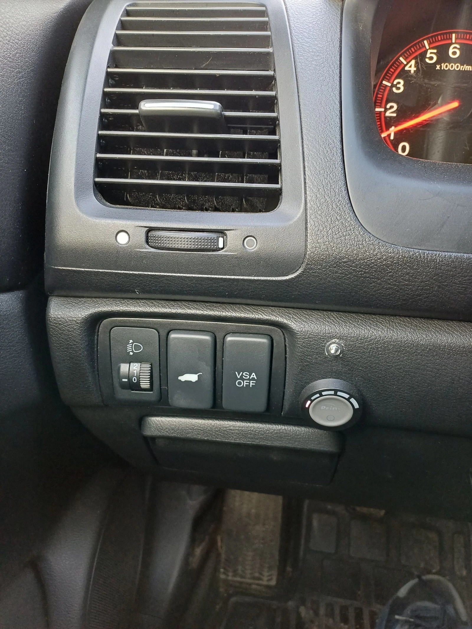 Honda Accord 2.0 LPG Executive Facelift - изображение 6