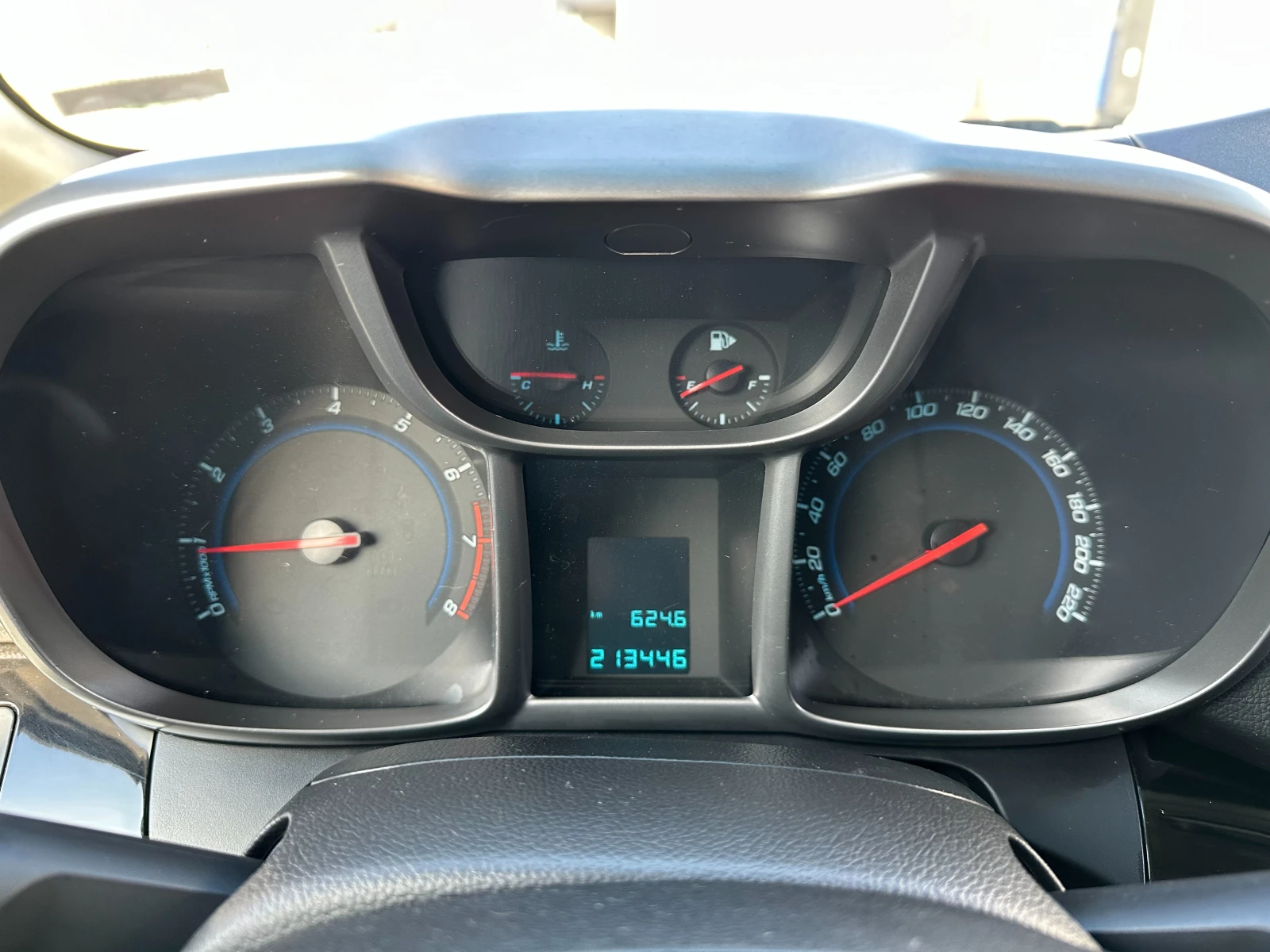 Chevrolet Orlando 1.8i 141 �.�./�������� 6 ������  | Mobile.bg � ����������� 15