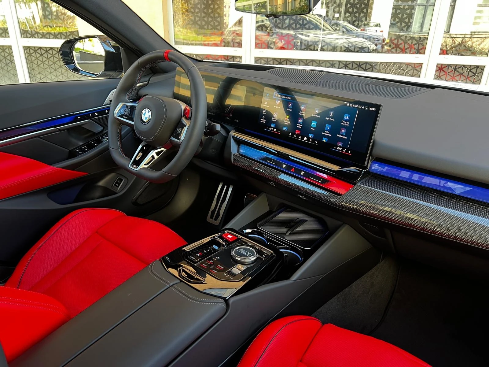 BMW M5 4.4 Hybrid - изображение 10