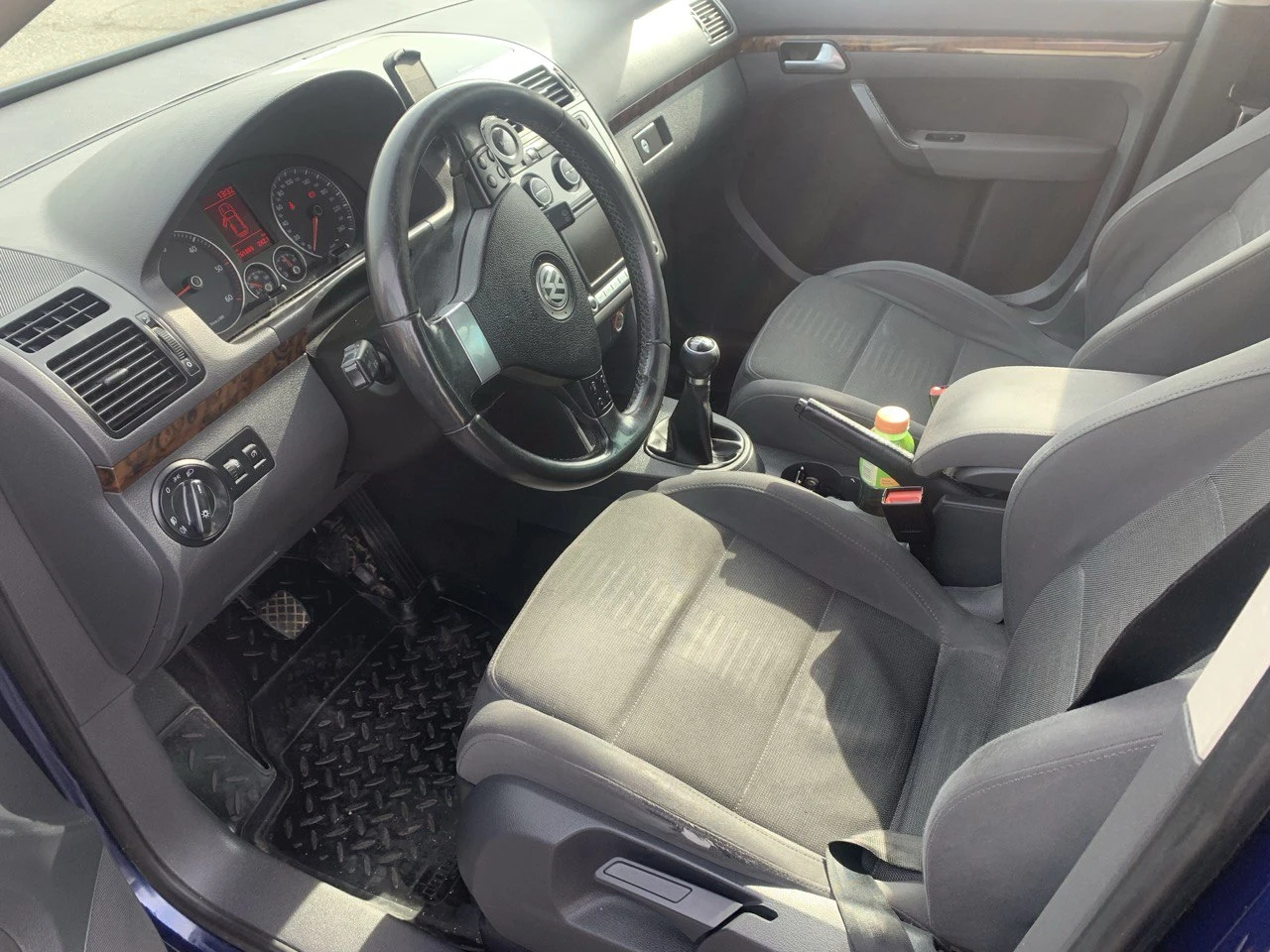 VW Touran  - изображение 5