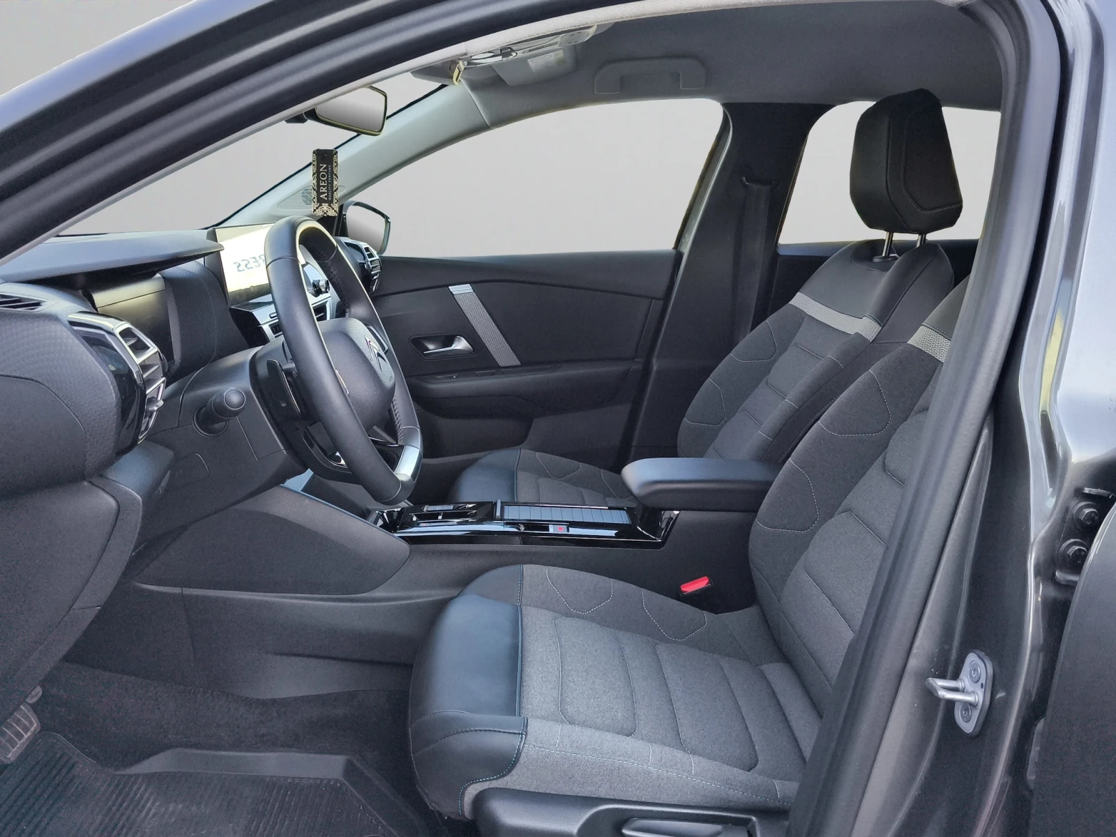 Citroen C4 C-SERIES PureTech 130 S&S EAT8 E6.4//2304159 | Mobile.bg � ����������� 11