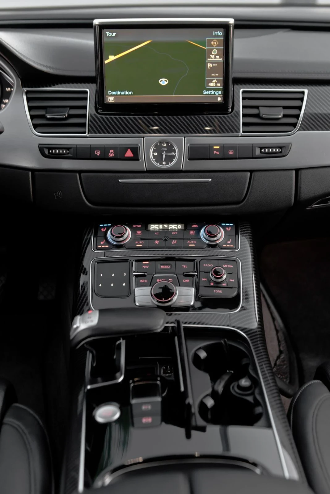 Audi A8 4.2 TDI.W 12 OPTIK..TV.TV.TV..UNIKAT, снимка 13 - Автомобили и джипове - 53830979