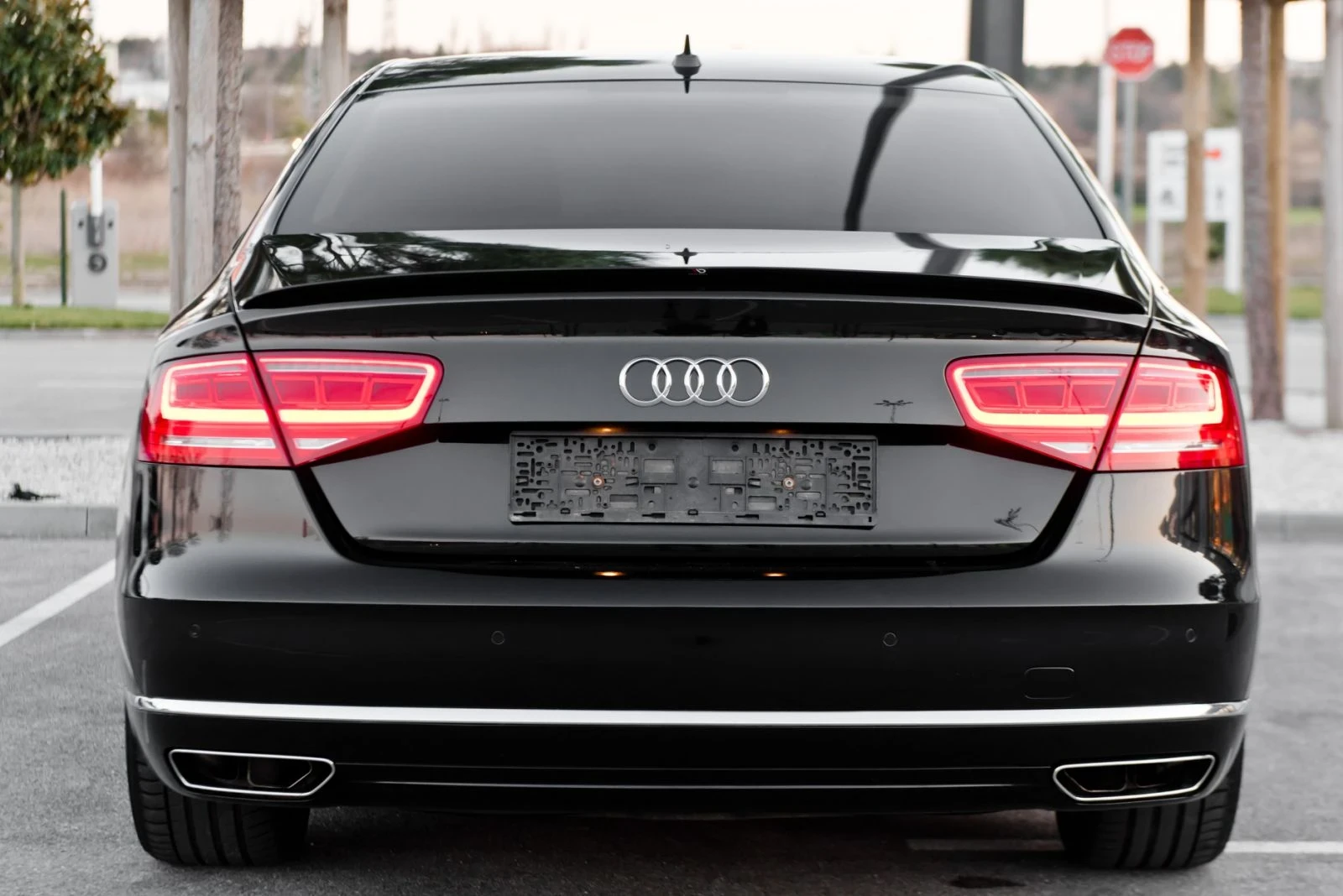 Audi A8 4.2 TDI.W 12 OPTIK..TV.TV.TV..UNIKAT, снимка 4 - Автомобили и джипове - 53830979