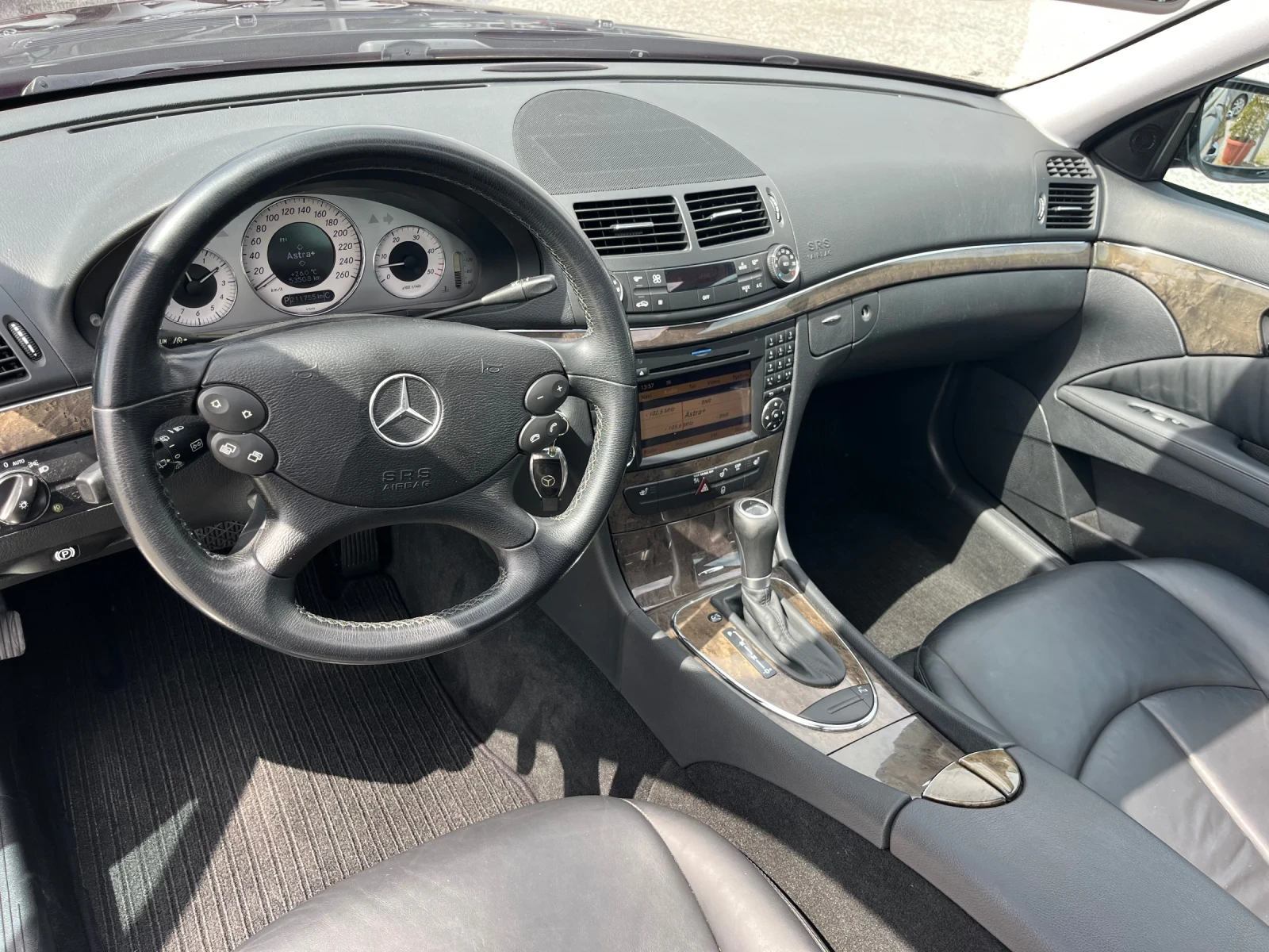 Mercedes-Benz E 320 4-Matic / EVO / �������� ������� ���� � �������� | Mobile.bg � ����������� 9