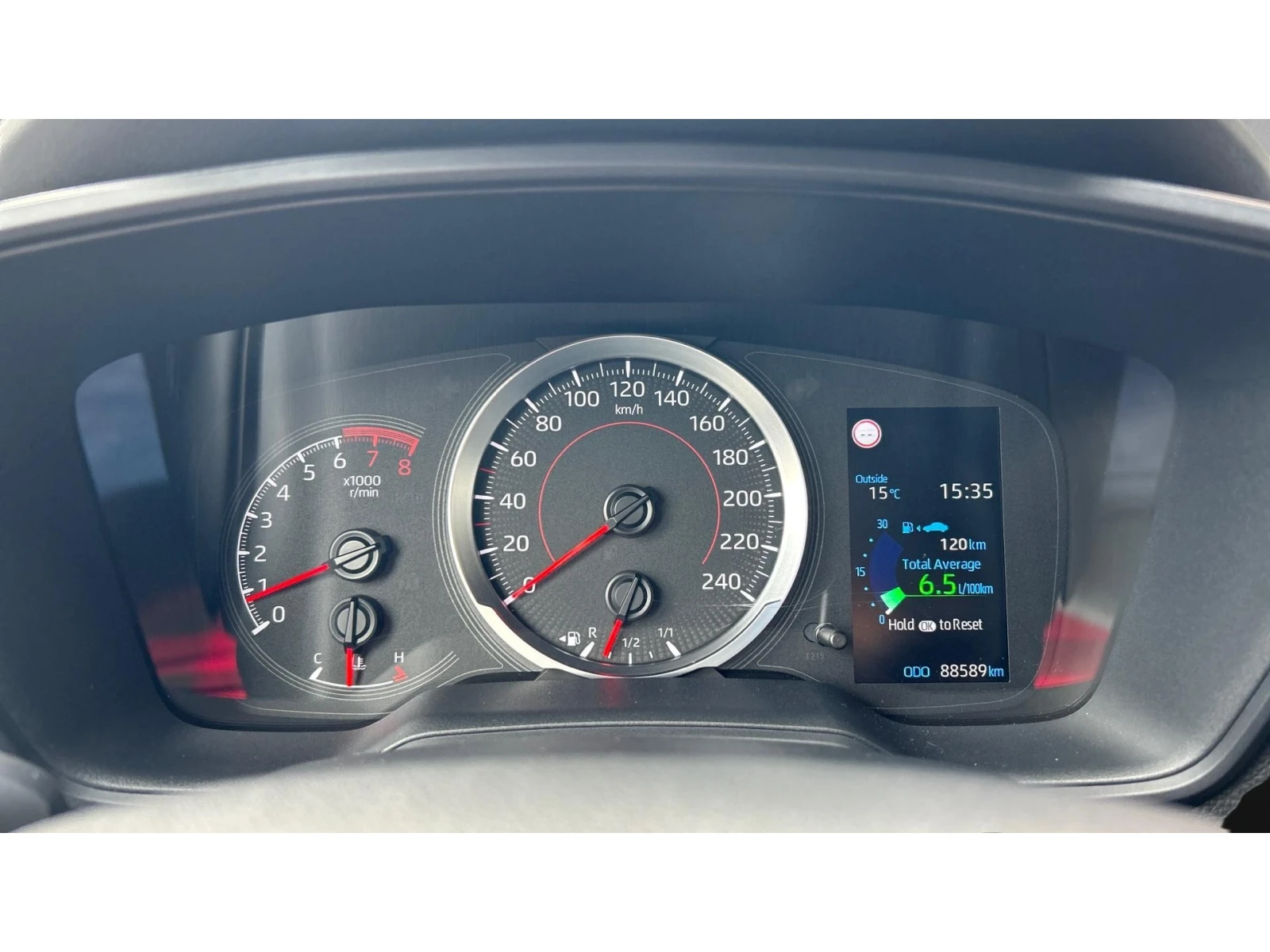 Toyota Corolla 1.2�  �/�, ������� ������ �� 199   | Mobile.bg � ����������� 14