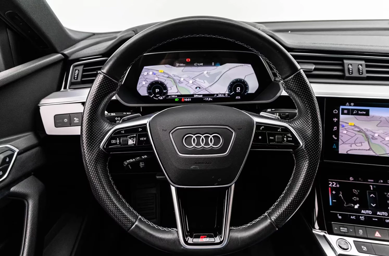 Audi E-Tron 55/SPORTBACK/408HP/2XSLINE/BLACK/CAM/KLES/ACC/451z, снимка 10 - Автомобили и джипове - 54701806
