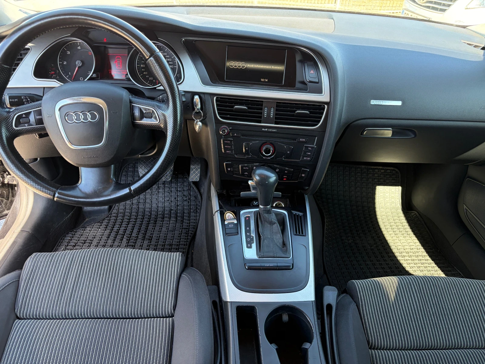 Audi A5 Top condition , снимка 10 - Автомобили и джипове - 55088345