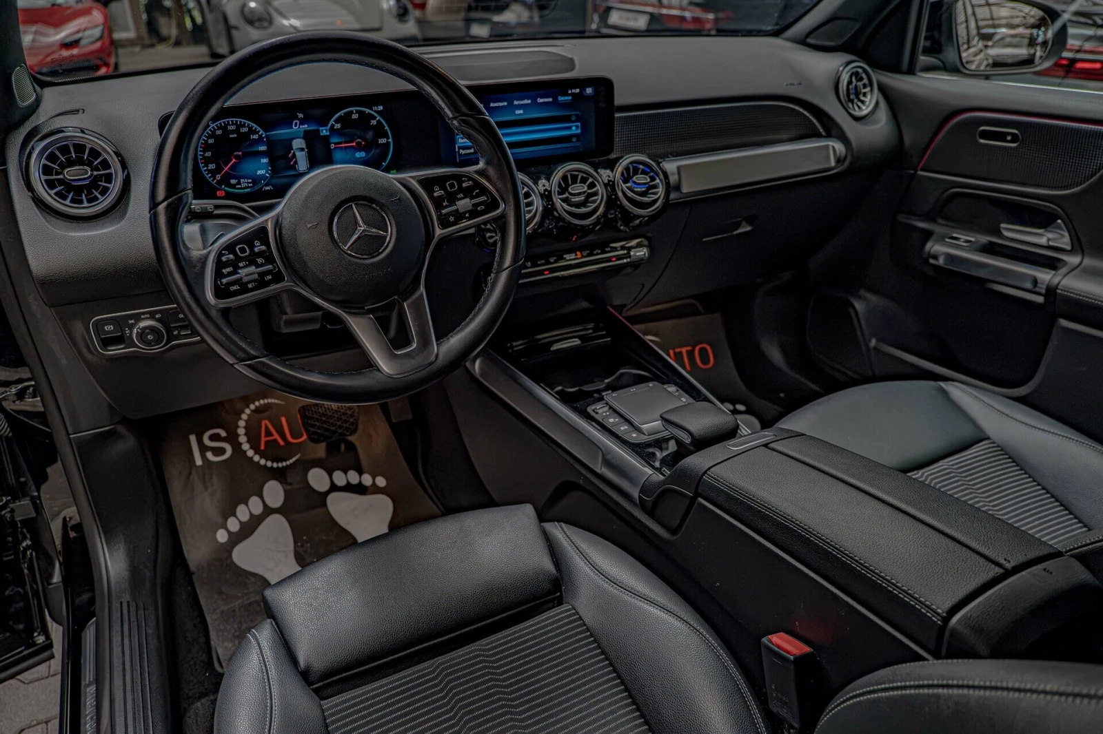 Mercedes-Benz EQB 300 4Matic/Ambient/Камера/MBUX/Virtual/, снимка 9 - Автомобили и джипове - 55285368