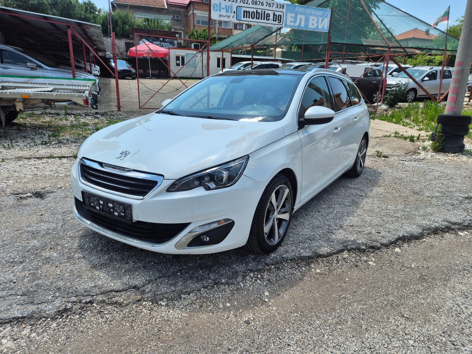 Peugeot 308 NAVI, PANORAMA, LED, KOJA