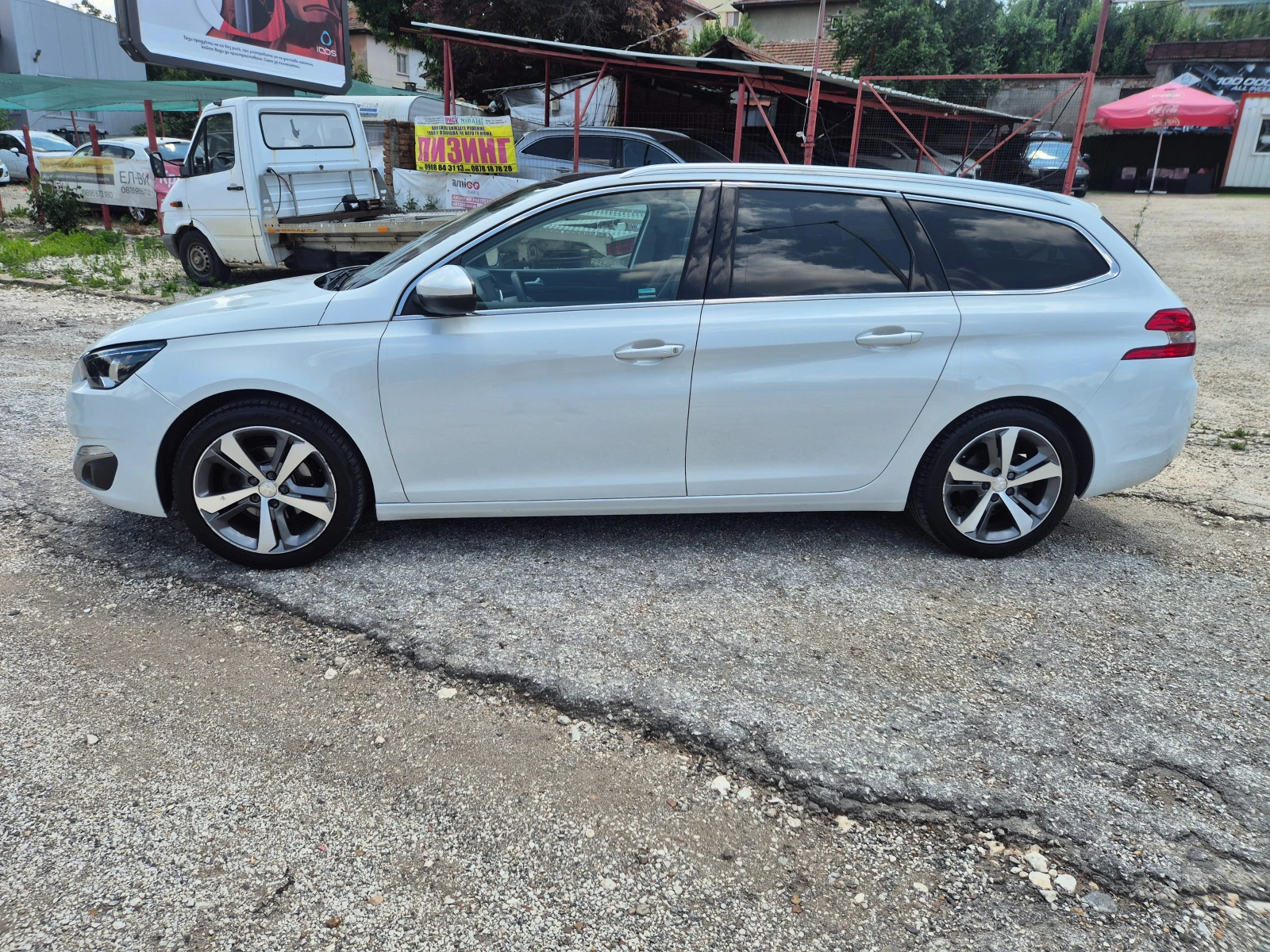 Peugeot 308 NAVI, PANORAMA, LED, KOJA, снимка 8 - Автомобили и джипове - 55324095