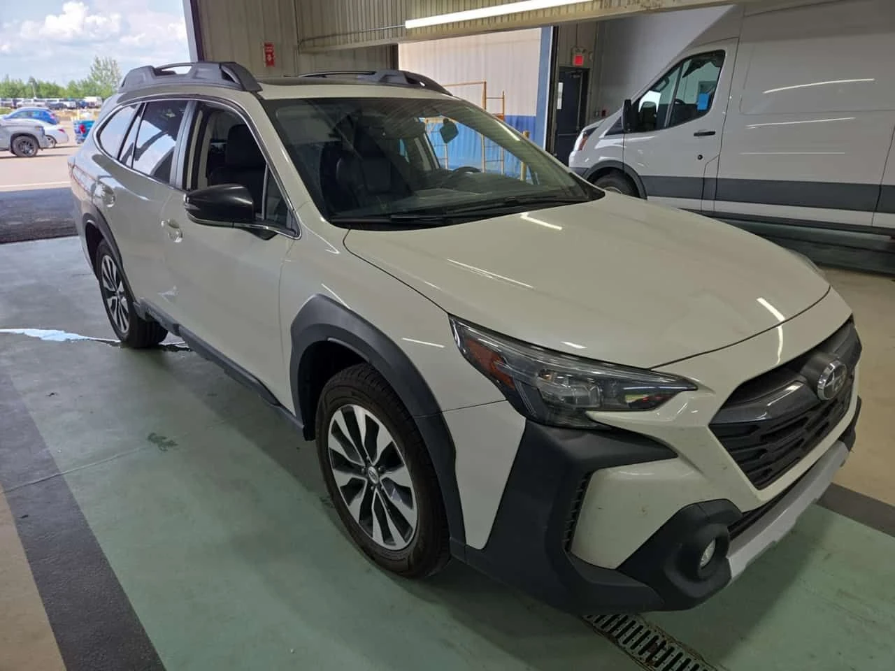 Subaru Outback * LIMITED XT * CARFAX * БЕЗ ПЪРВОНАЧАЛНА ВНОСКА, снимка 2 - Автомобили и джипове - 55444536