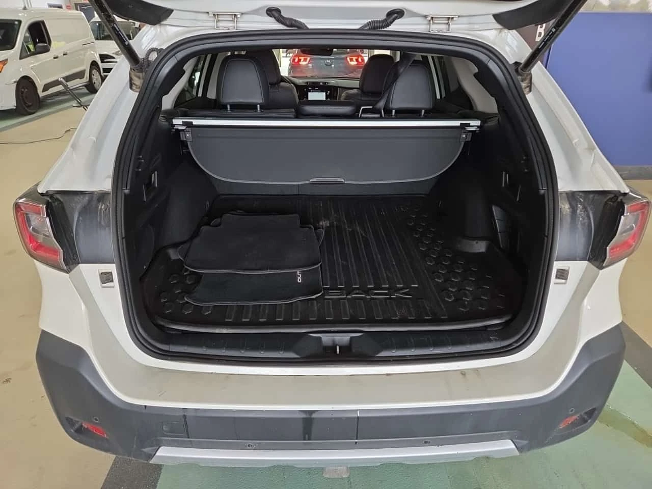 Subaru Outback * LIMITED XT * CARFAX * БЕЗ ПЪРВОНАЧАЛНА ВНОСКА, снимка 14 - Автомобили и джипове - 55444536