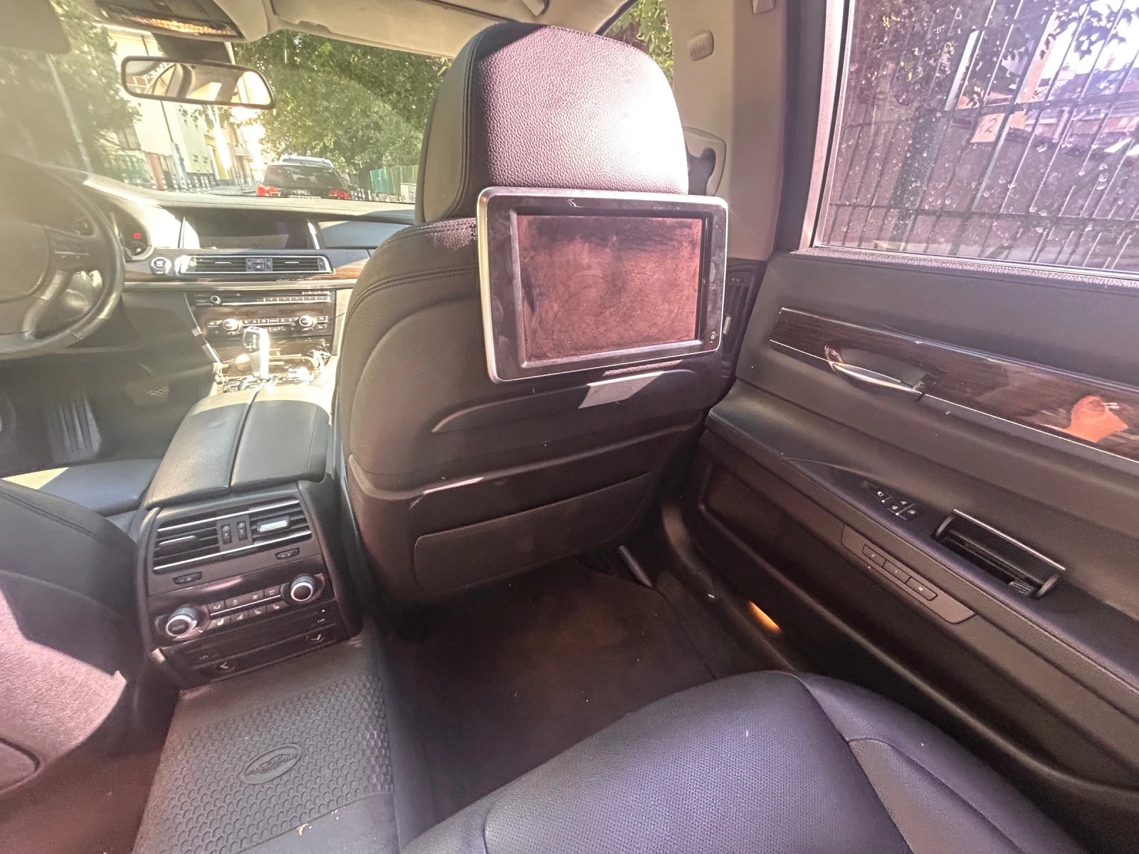 BMW 740 740 Li, снимка 3 - Автомобили и джипове - 55621604