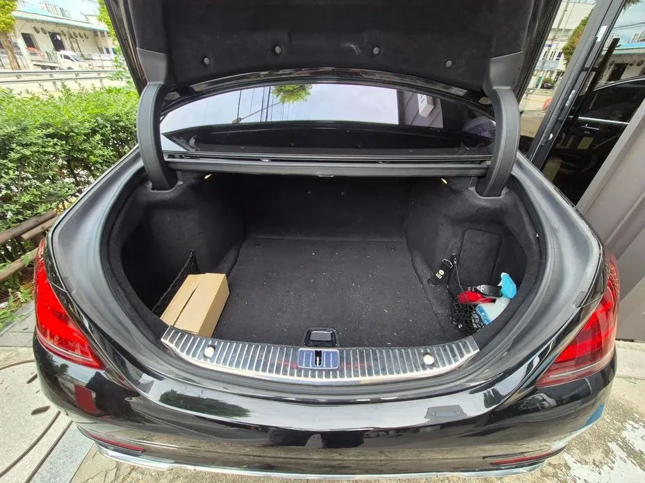 Mercedes-Benz S 560 LONG | REAR EXECUTIVE SEAT | DVD, снимка 6 - Автомобили и джипове - 56310152