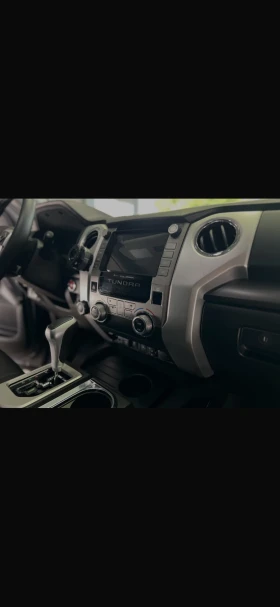 Toyota Tundra 5.7 HEMI, снимка 2