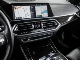 BMW X5 40i* 1 собственик* Swarowski* H/K* Soft close, снимка 12
