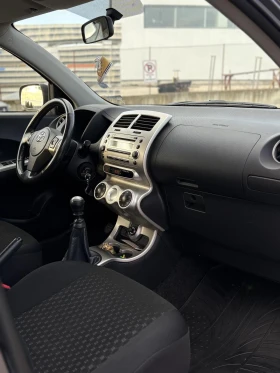 Toyota Urban Cruiser - 5300 € / 10365.90 лв. - 53729835 12