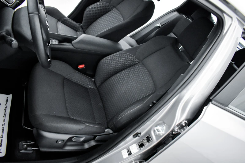 Toyota C-HR Business SPORT+ гаранция до 2030г цена с ДДС, снимка 6 - Автомобили и джипове - 52193454