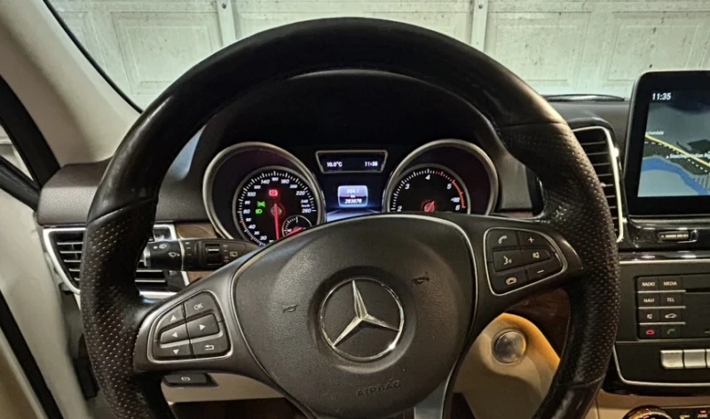 Mercedes-Benz GLE 350 * CARFAX* БЕЗ ПЪРВОНАЧАЛНА* , снимка 8 - Автомобили и джипове - 53086597