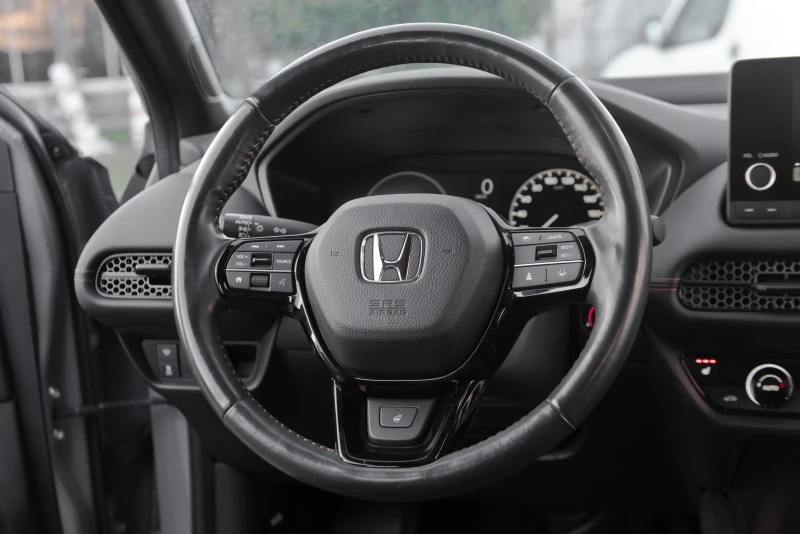 Honda Hr-v Sport, снимка 11 - Автомобили и джипове - 53176056