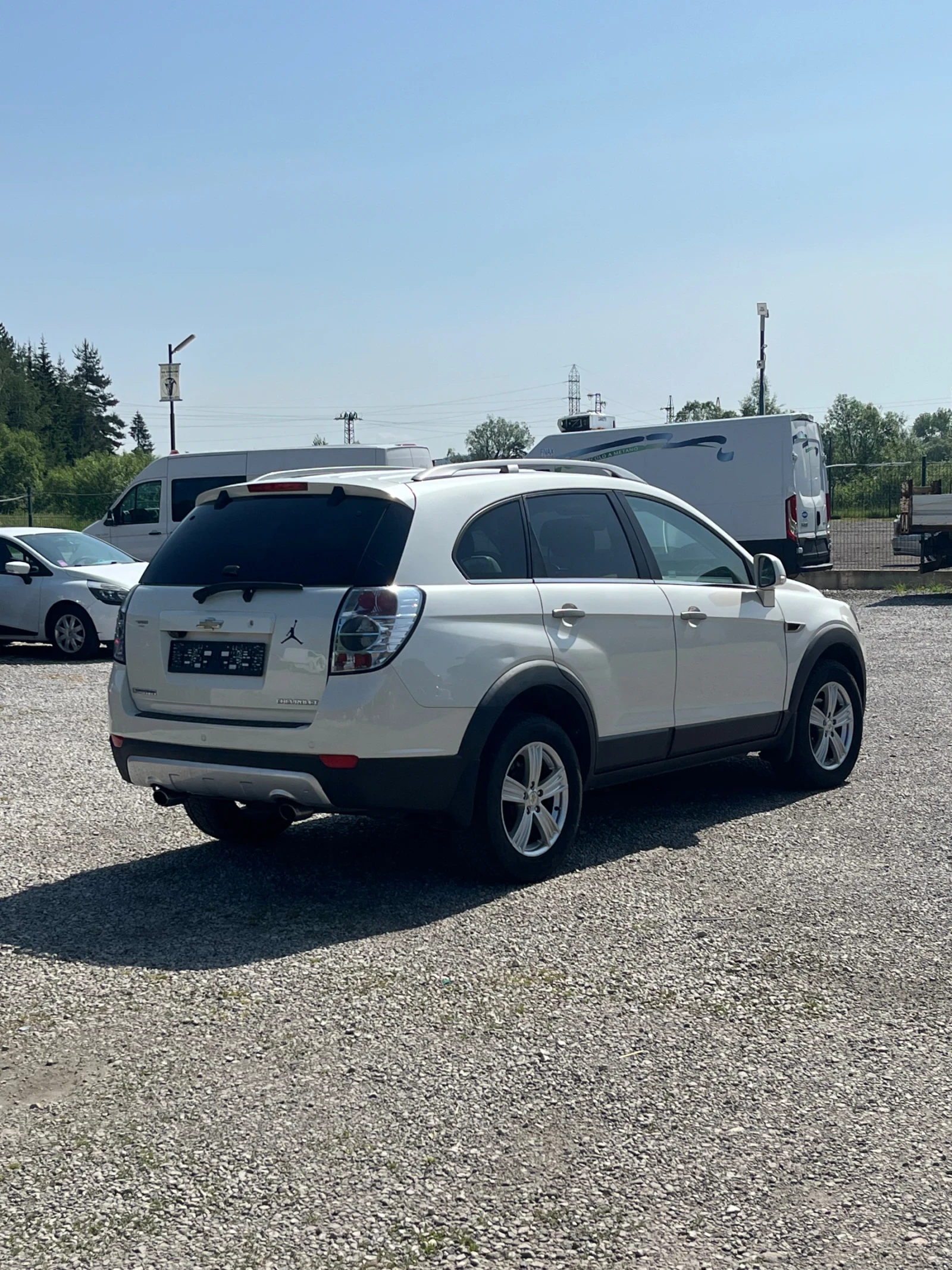 Chevrolet Captiva 7 местна / автоматик - изображение 2