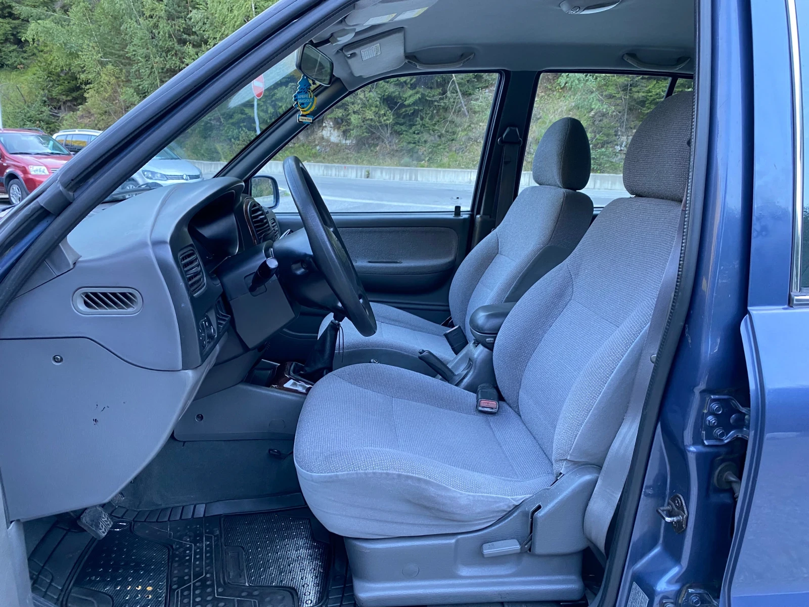 Kia Sportage 2.0i* 4x4* БЪРЗИ/БАВНИ* КЛИМА* БЕЗ РЪЖДА*  - изображение 7