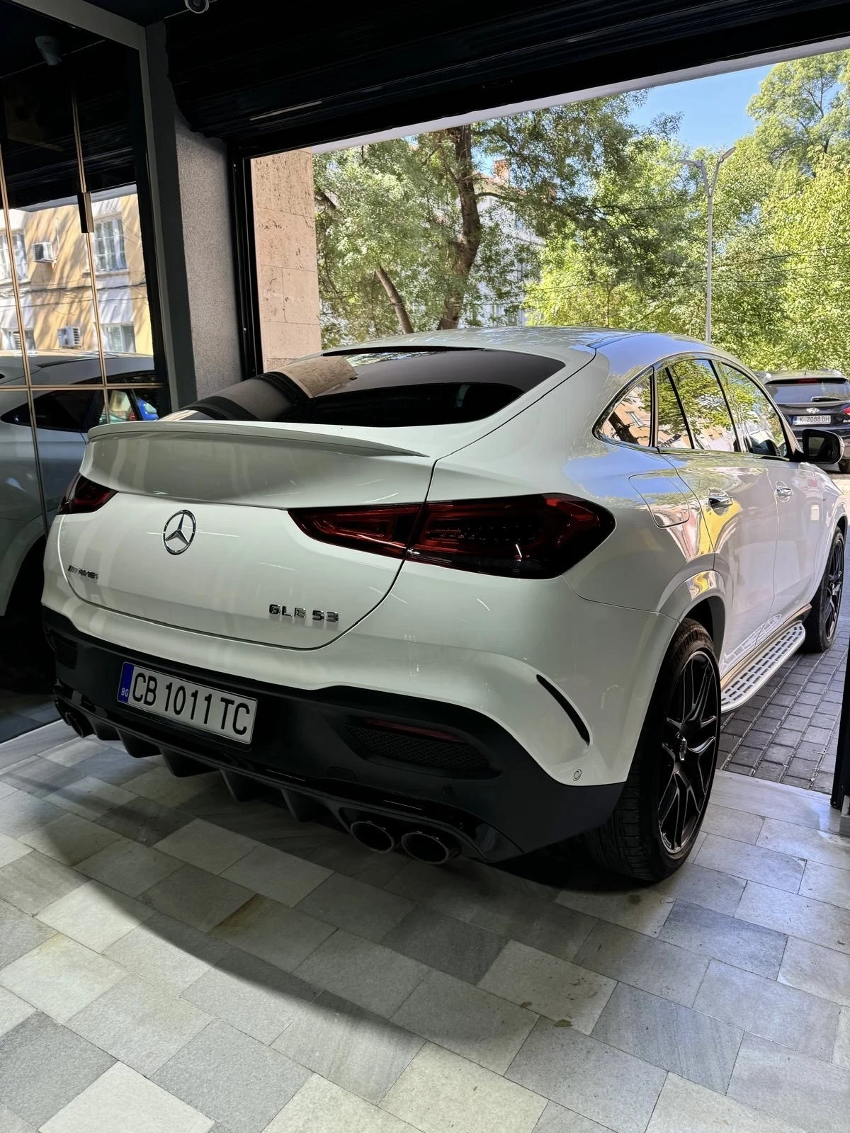 Mercedes-Benz GLE 53 4MATIC AMG COUPE - изображение 5