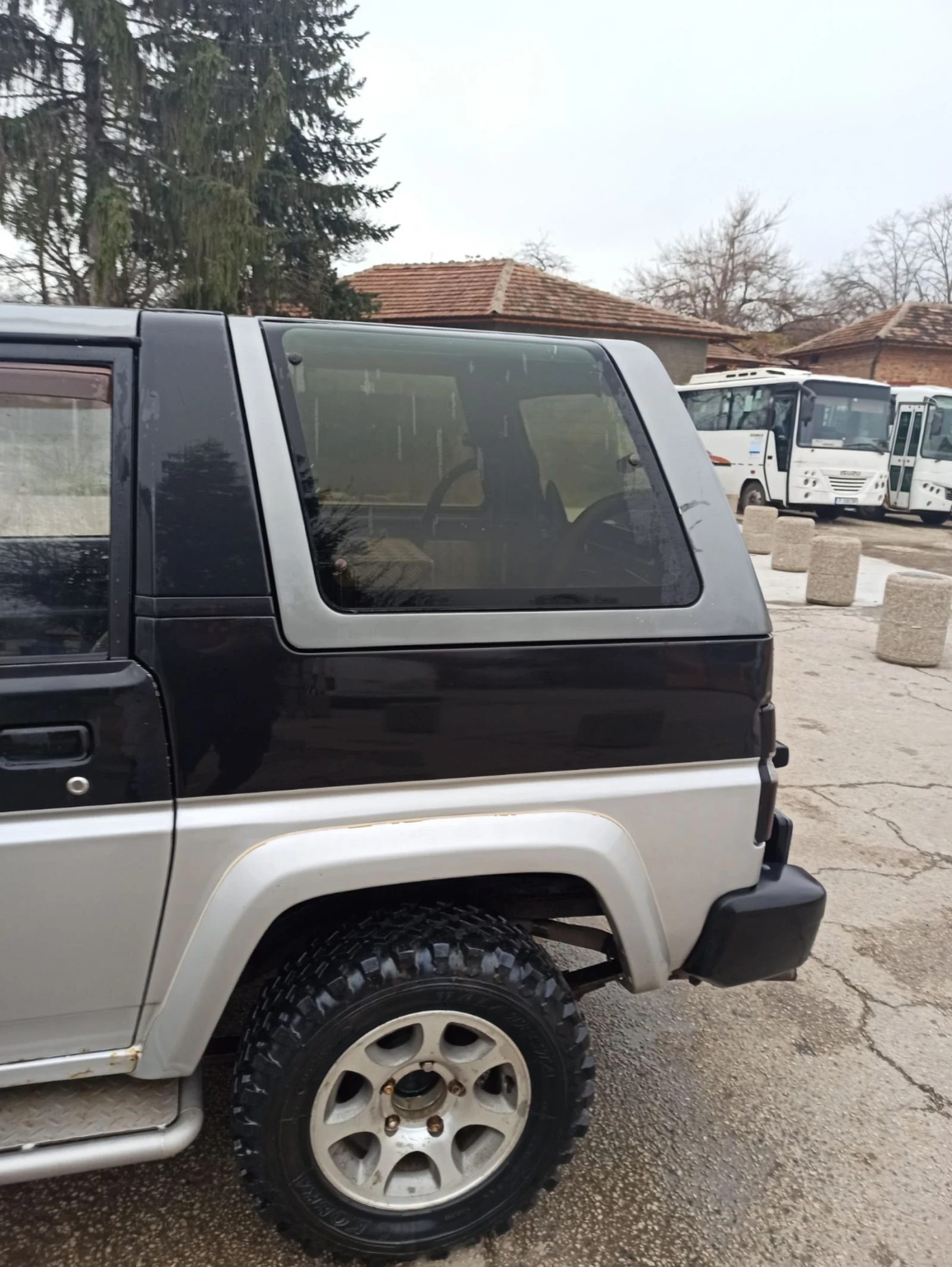 Daihatsu Feroza 1.6 бензин-газ товарен - изображение 4