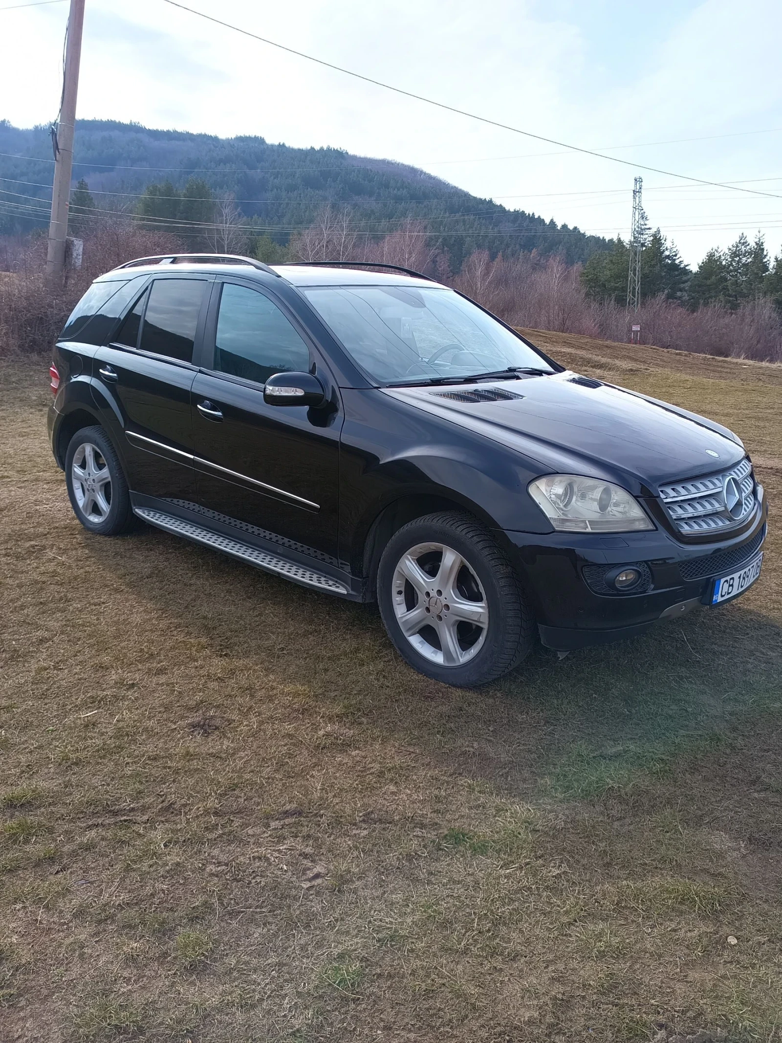 Mercedes-Benz ML 320 3.2/// CDI ///4 Matic /// Всичко платено///, снимка 3 - Автомобили и джипове - 53865406