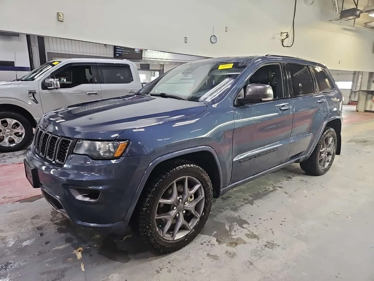 Jeep Grand cherokee * 80TH ANNIVERSARY EDITION * CARFAX * 2 KEYS * 