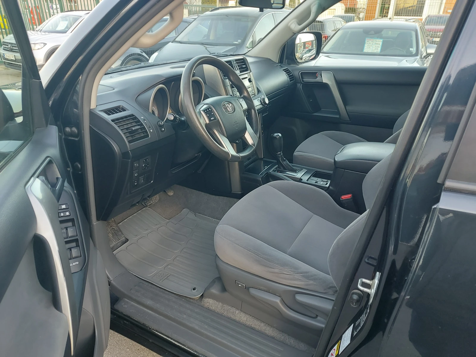 Toyota Land cruiser 3.0 D4-D* 204 к.с.* Автоматик* 4x4, снимка 7 - Автомобили и джипове - 53800195