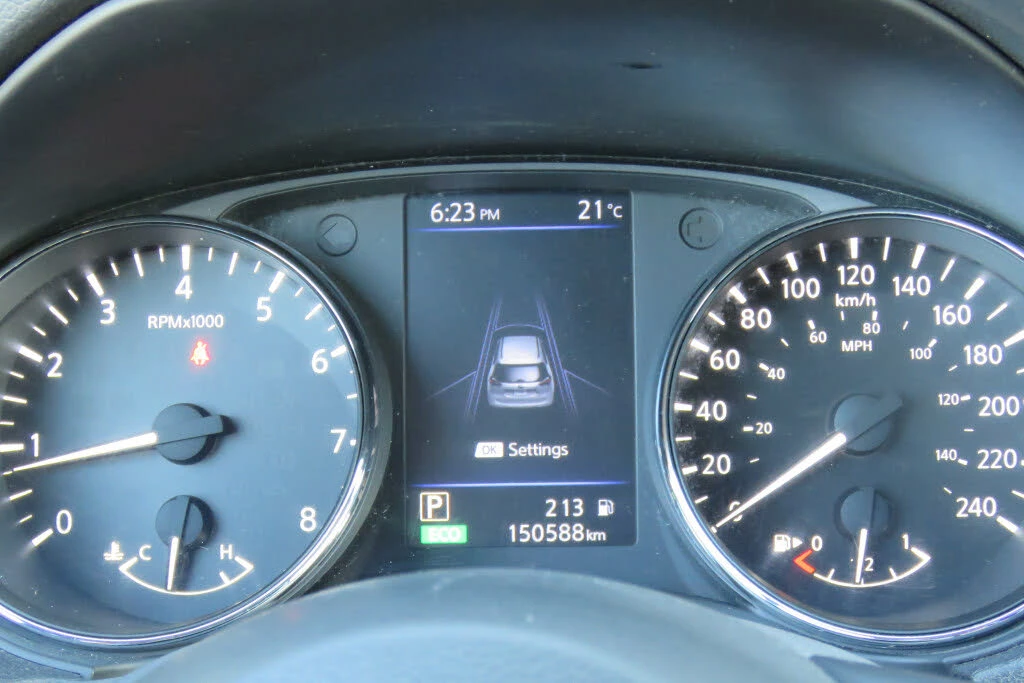 Nissan Rogue, снимка 5 - Автомобили и джипове - 54297649