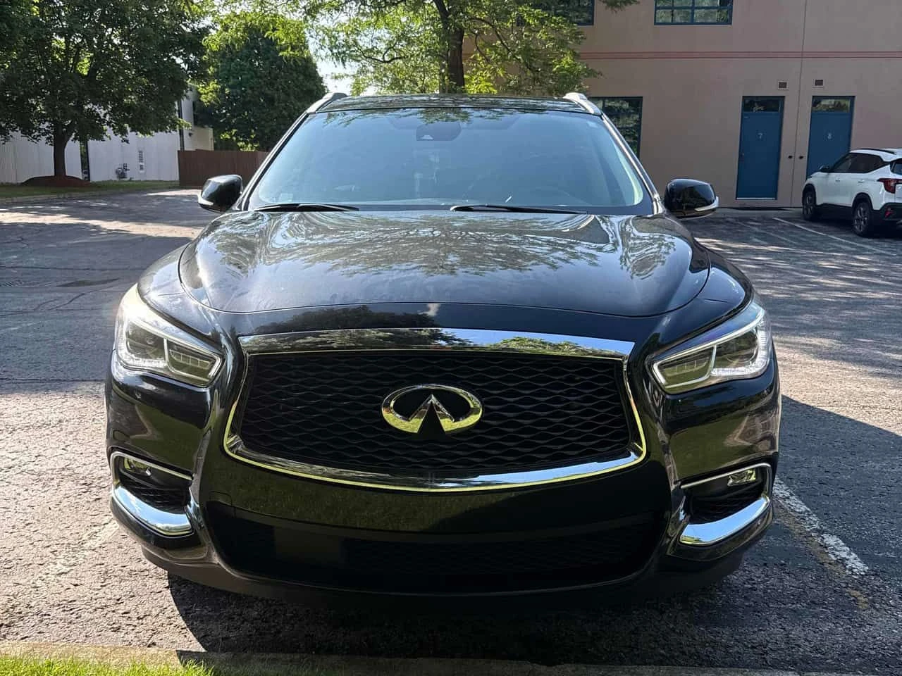 Infiniti QX60 * AWD * CARFAX * БЕЗ ПЪРВОНАЧАЛНА ВНОСКА, снимка 6 - Автомобили и джипове - 55180049