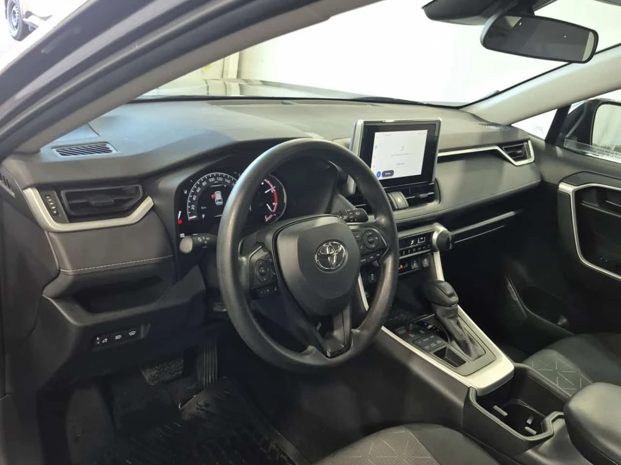 Toyota Rav4 * LE * CARFAX * ЦЕНА ДО БГ, снимка 9 - Автомобили и джипове - 55226147