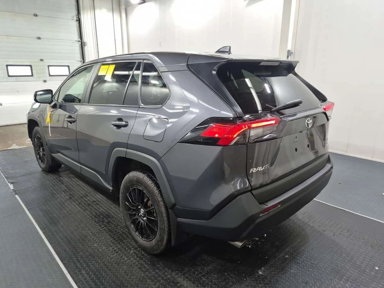 Toyota Rav4 * LE * CARFAX * ЦЕНА ДО БГ, снимка 2 - Автомобили и джипове - 55226147