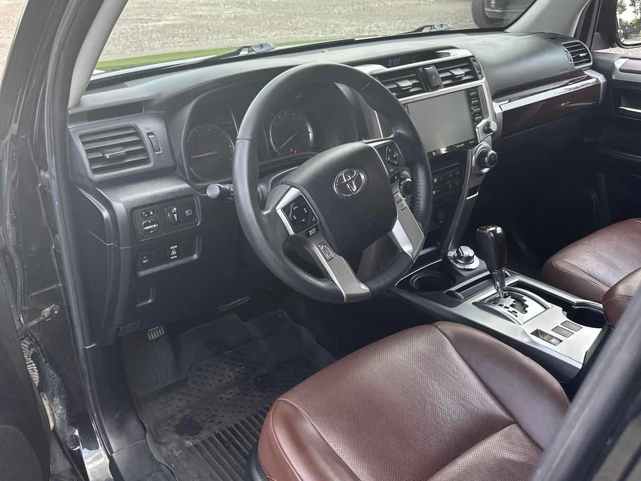 Toyota 4runner Trail 4WD | CARFAX | АВТОКРЕДИТ, снимка 11 - Автомобили и джипове - 55505429