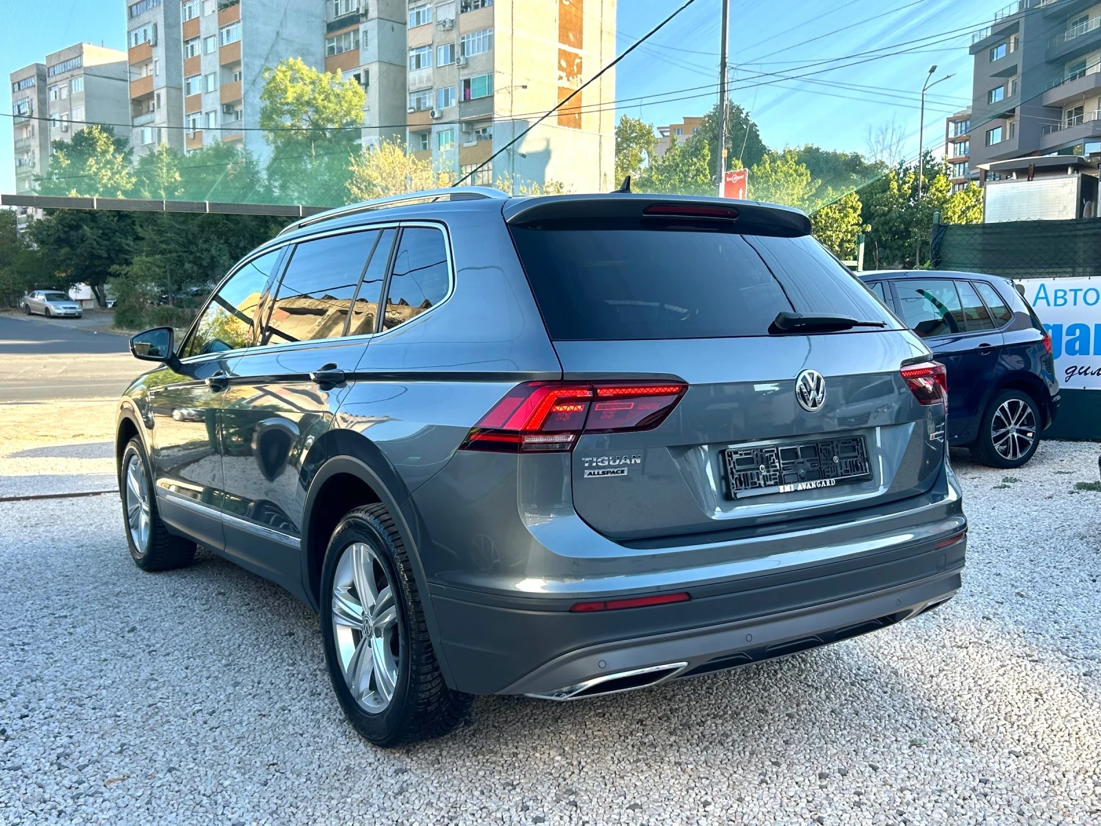 VW Tiguan Allspace 2.0 TDI DSG 4 MOTION, снимка 4 - Автомобили и джипове - 56010487