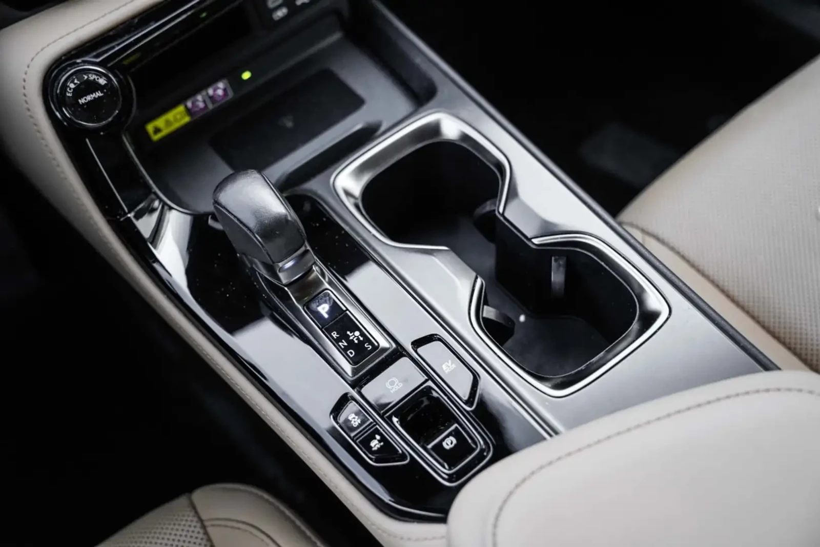 Lexus NX 350h ������ ��� ������������ | Mobile.bg � ����������� 14