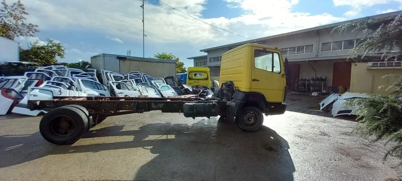 Mercedes-Benz 814 На части, снимка 4 - Камиони - 38745218