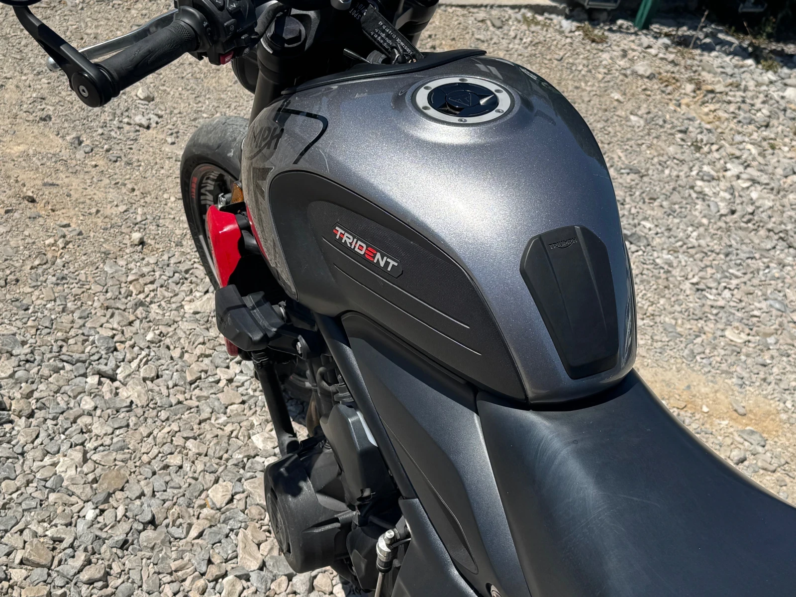 Triumph Trident 660ES, снимка 3 - Мотоциклети и мототехника - 55679977