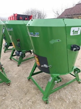 Друг вид Внос смесител за фураж 1куб/м, снимка 8