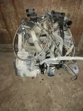 Двигател и скоростна кутия