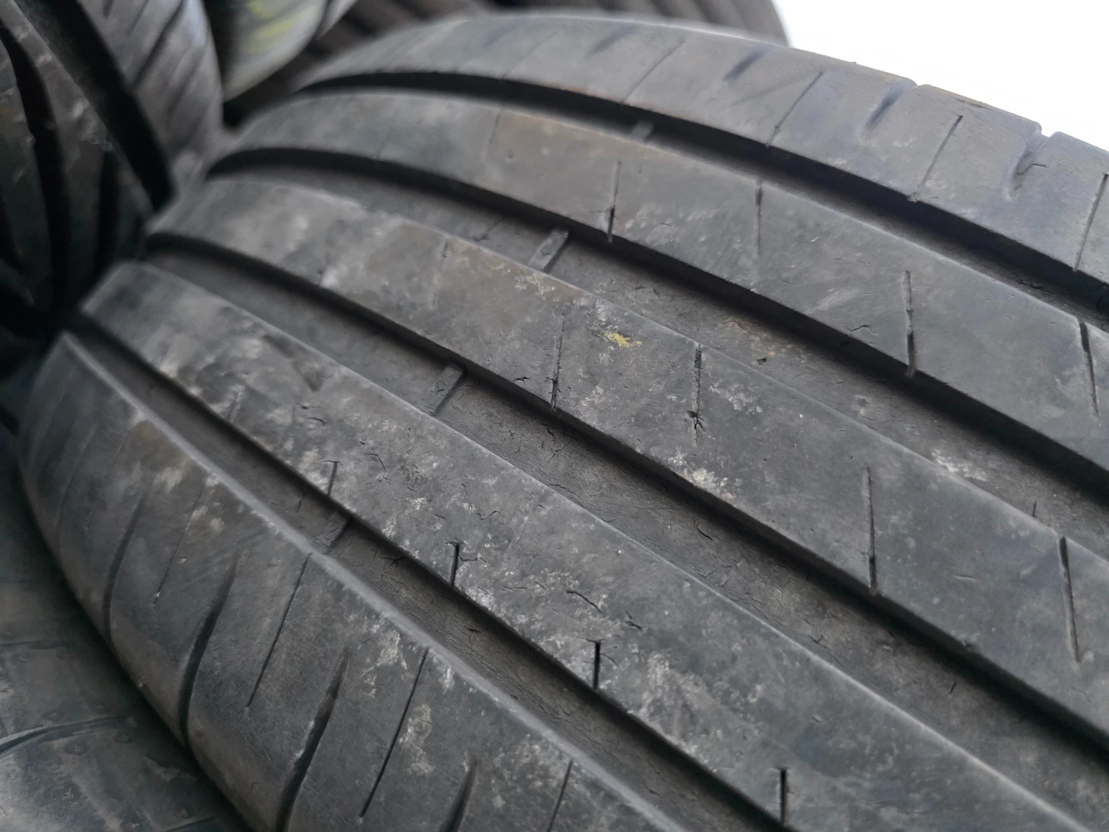 Гуми Летни 205/60R16, снимка 2 - Гуми и джанти - 53981018
