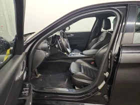 Alfa Romeo Giulia Veloce AWD* АвтоКредит* (Цена до БГ), снимка 5